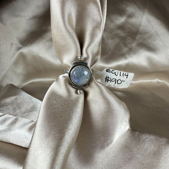 Handmade Silver Rainbow Moonstone Ring Round Natural Gemstone Jewelry Size 6 - Picture 3 of 5